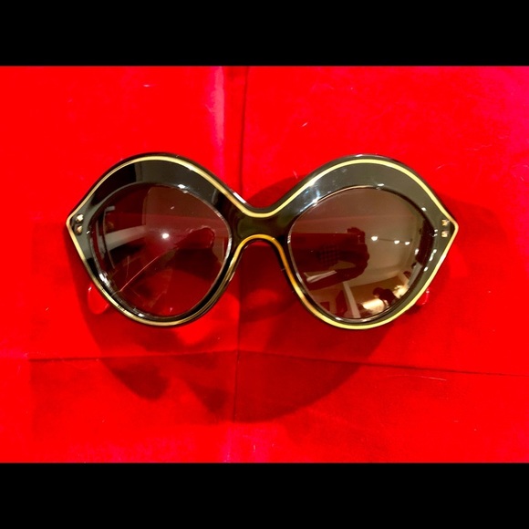 Valentino Cat-Eye Sunglasses Red Black Gold w Case main image 11